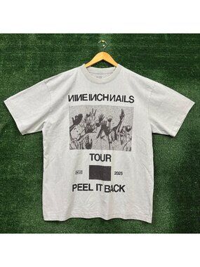Nine Inch Nails Peel It Back Tour Rock Band T-Shirt Size Extra Large